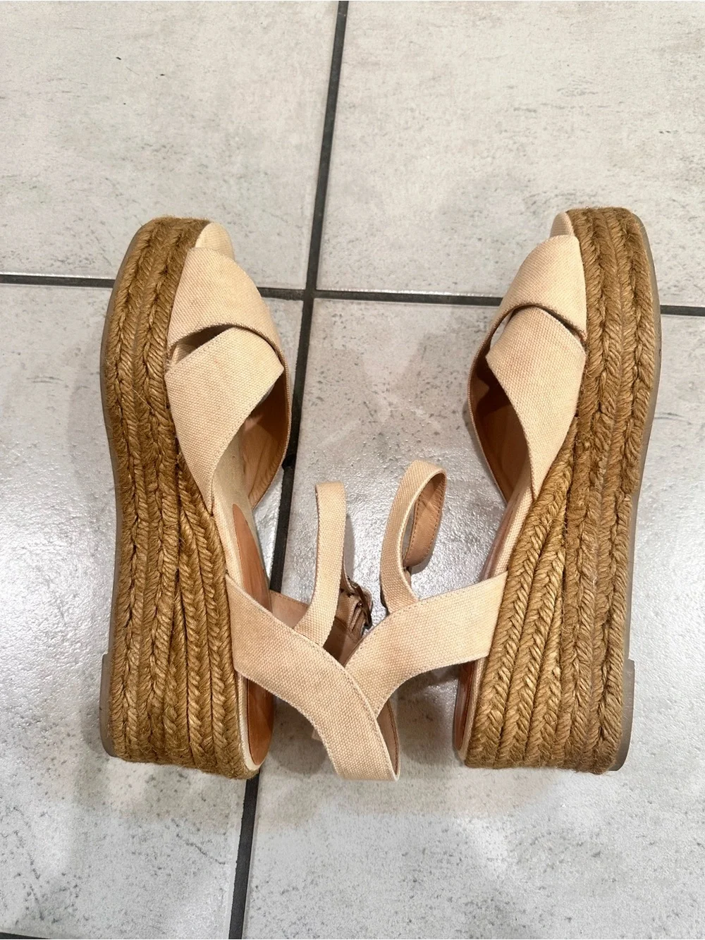 Castaner Natural Linen Crisscross Espadrille Wedges euro 39 platforms